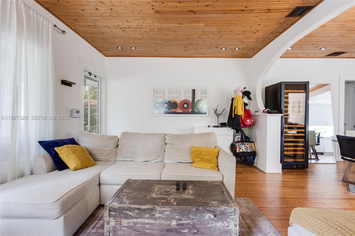 Interior, Living room, Recessed Lighting, Wooden Ceilings, Wood Texture Flooring