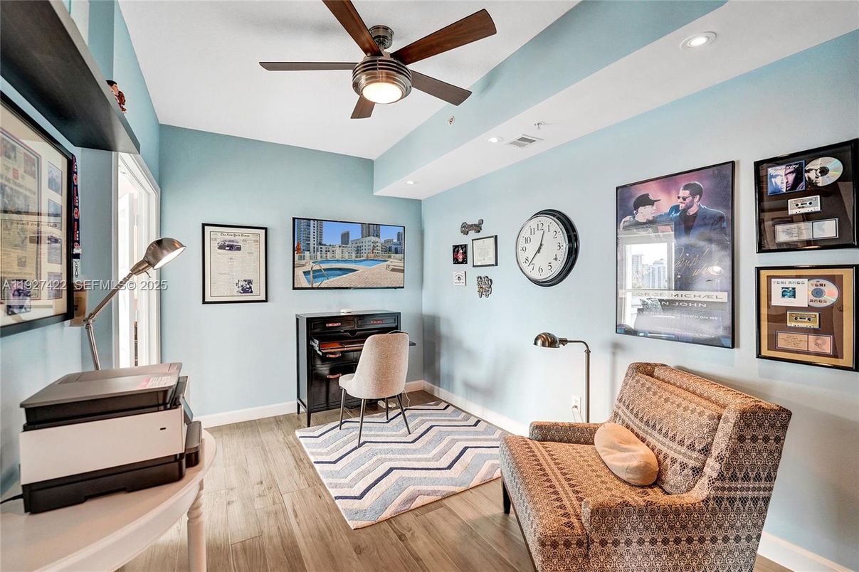 Home Office, Interior, Recessed Lighting, Wood Texture Flooring