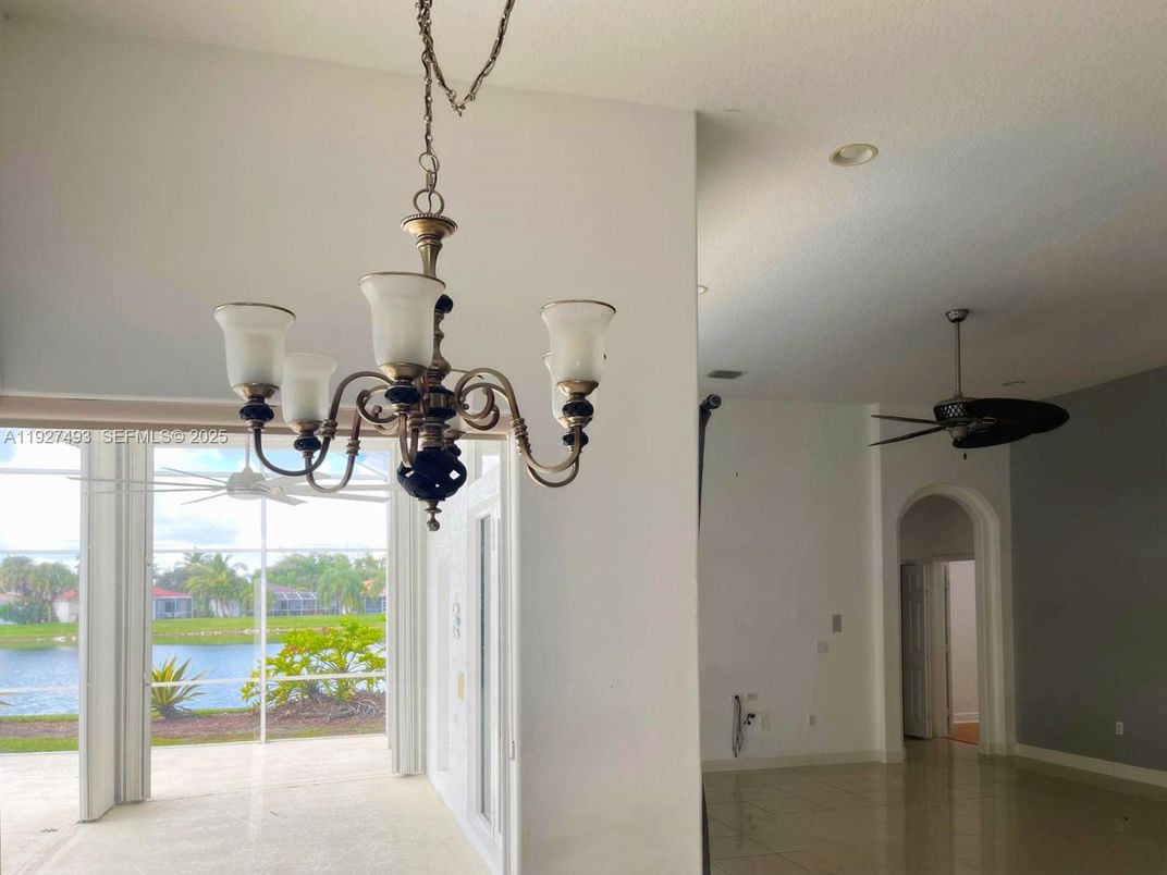 Chandelier, Interior, Pendant Lights, Recessed Lighting, Water