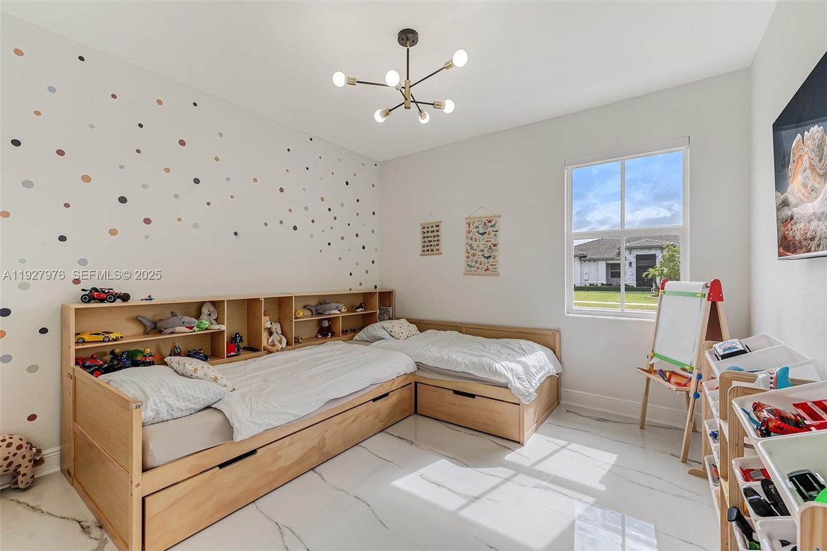 Bedroom, Interior, Marble, Pendant Lights