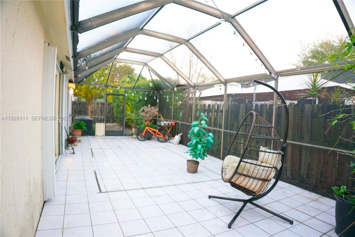 Glass Ceilings, Interior, Sun Room