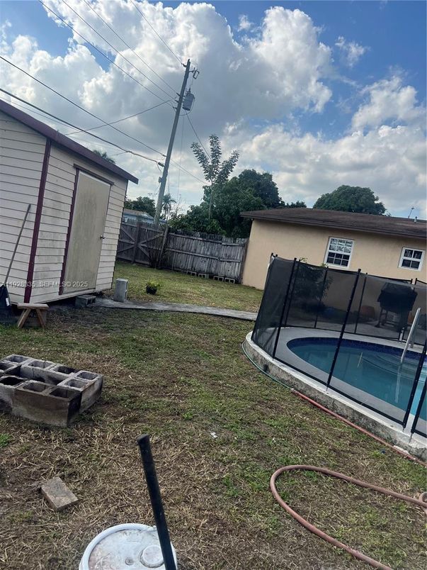 Backyard, Exterior, Playground