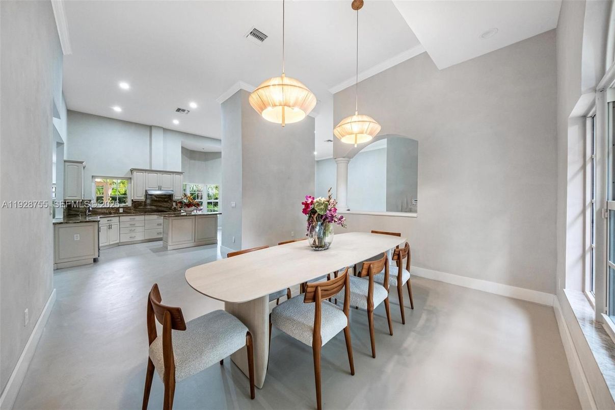 Dining room, Interior, Kitchen, Pendant Lights, Recessed Lighting