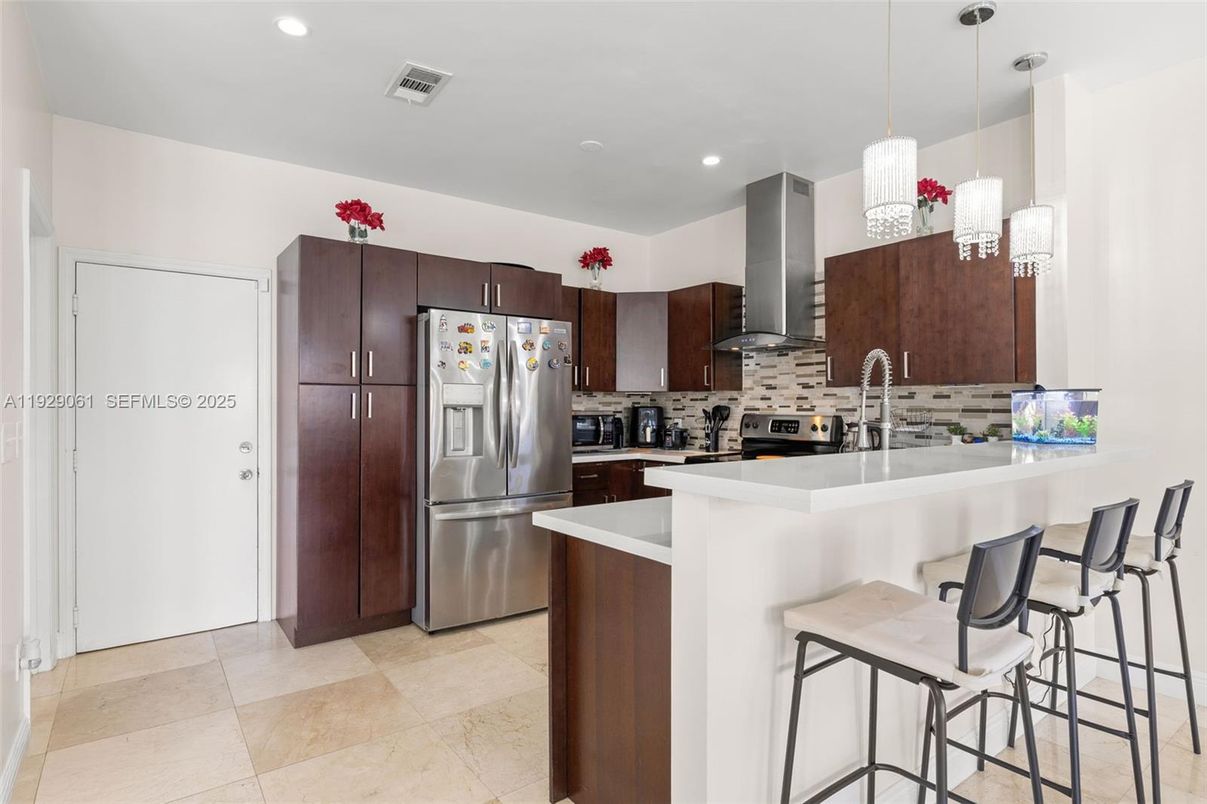 Interior, Kitchen, Pendant Lights, Recessed Lighting, Stainless Steel Appliances