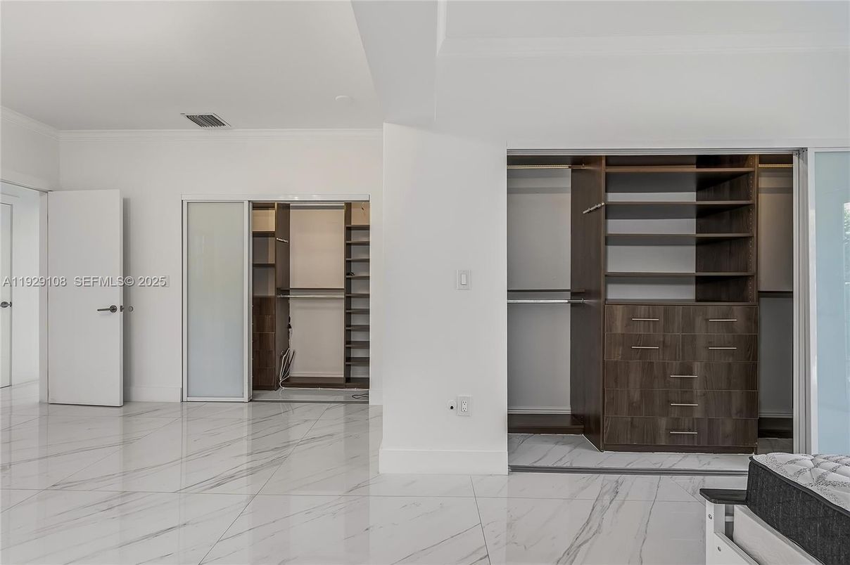 Interior, Marble, Walk-in Closets