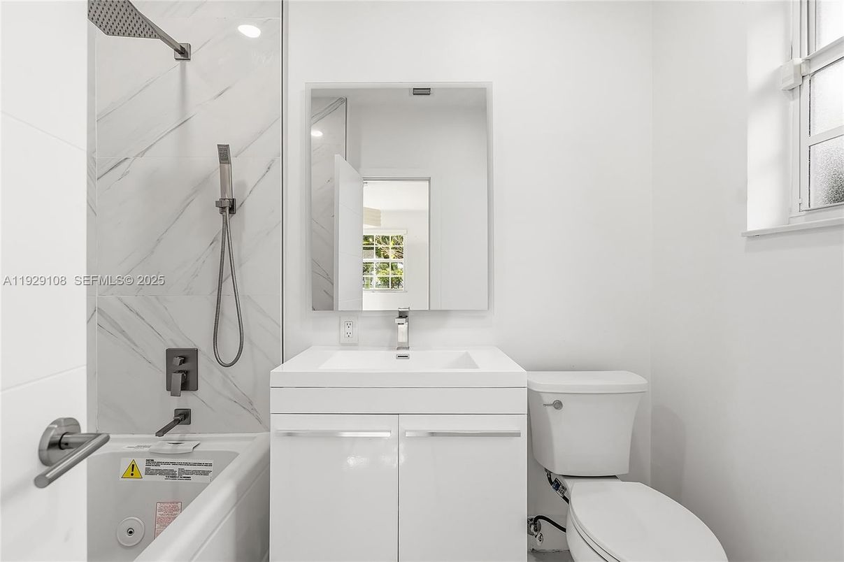 Bathroom, Interior, Marble Walls