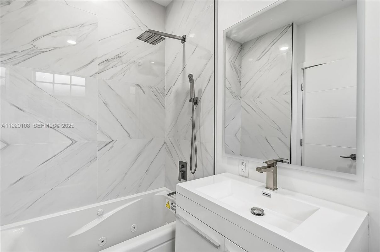 Bathroom, Interior, Marble Walls