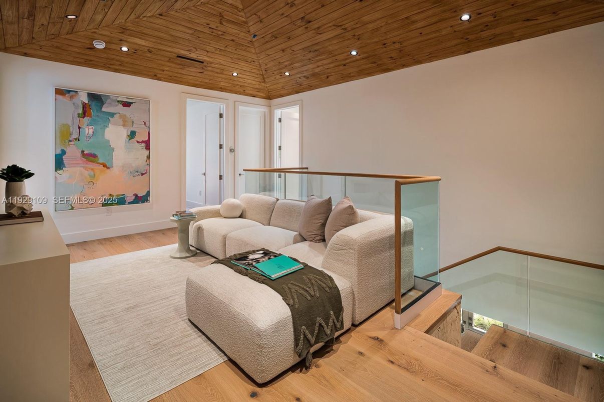 Interior, Living room, Recessed Lighting, Wooden Ceilings, Wood Texture Flooring