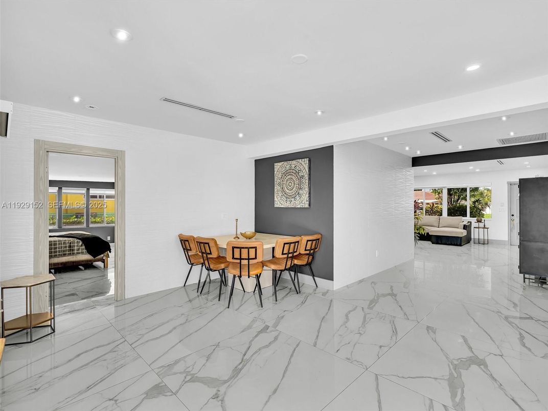 Dining room, Interior, Marble, Recessed Lighting