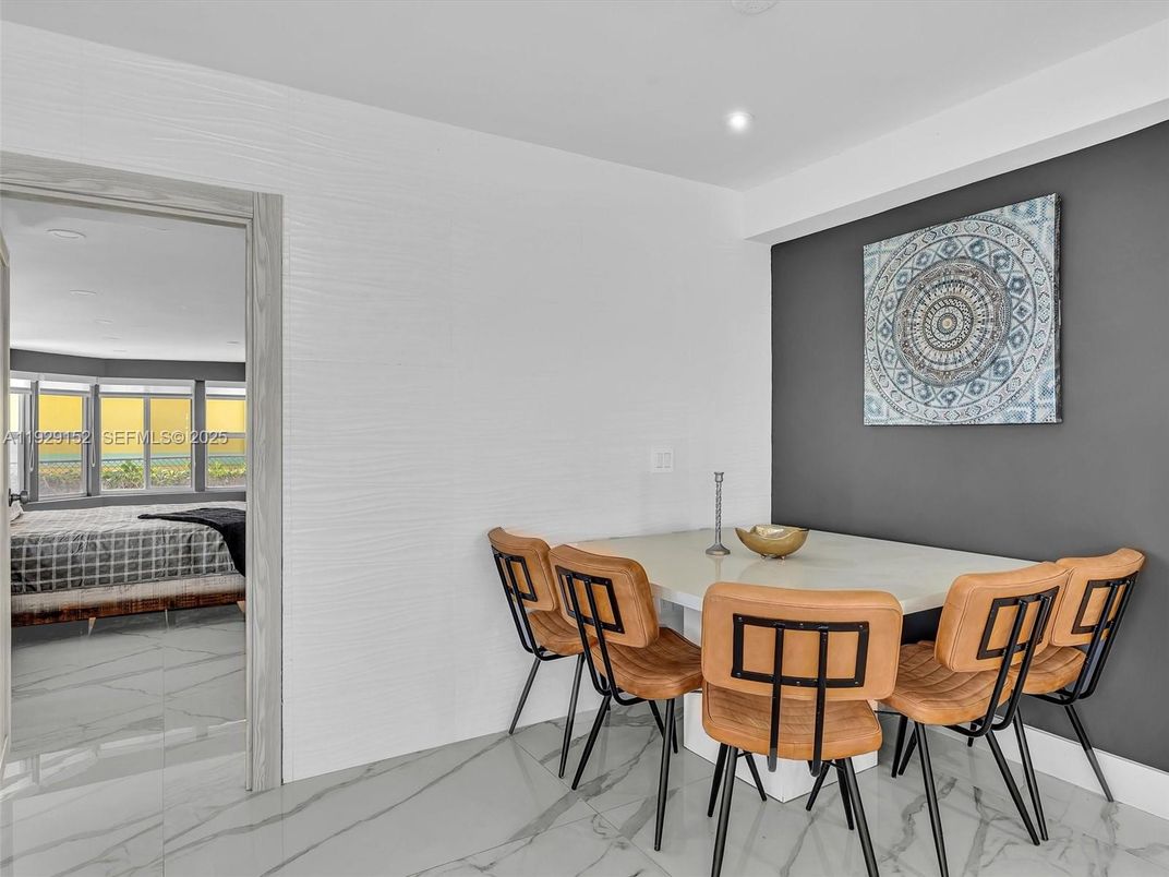 Dining room, Interior, Marble, Recessed Lighting