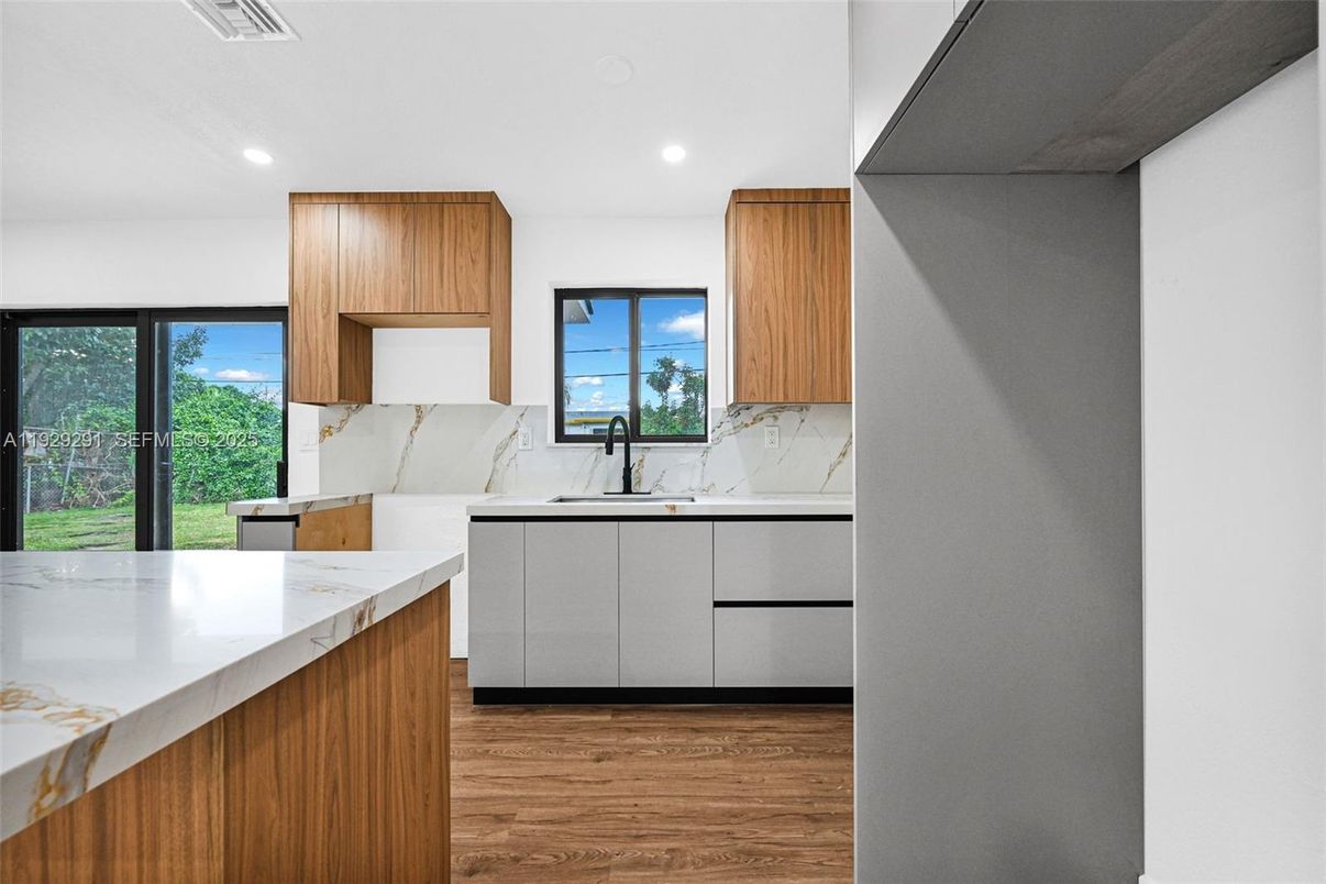 Interior, Kitchen, Marble Walls, Recessed Lighting, Wood Texture Flooring