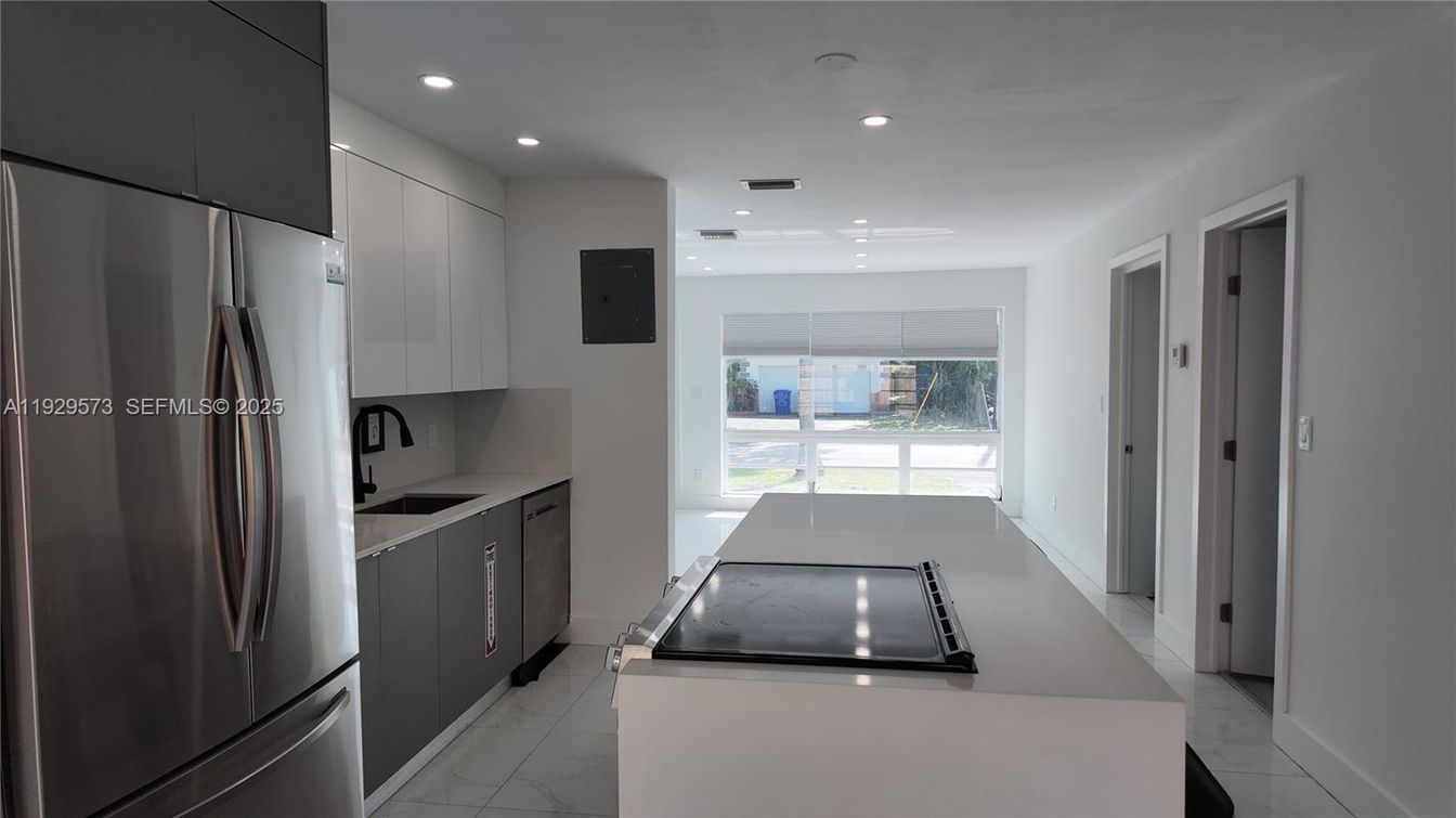 Interior, Kitchen, Recessed Lighting