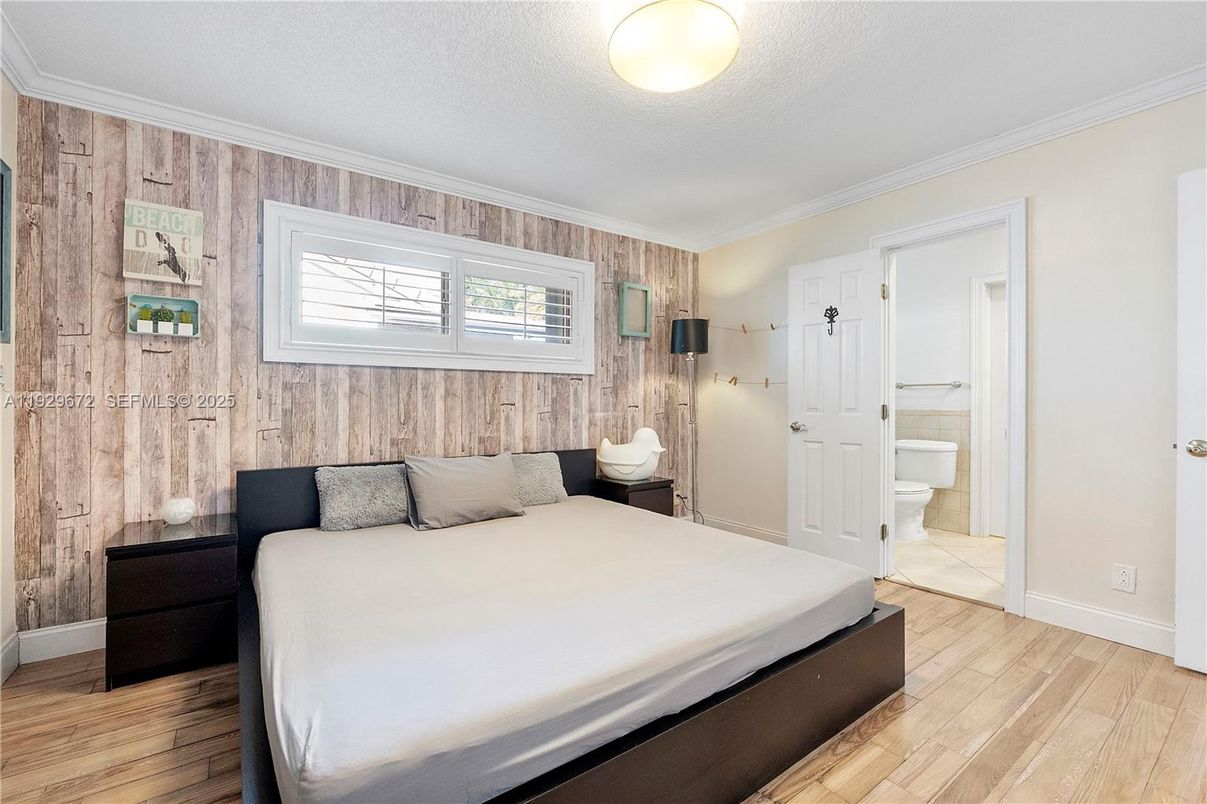 Bathroom, Bedroom, Interior, Wood Texture Flooring, Wooden Walls