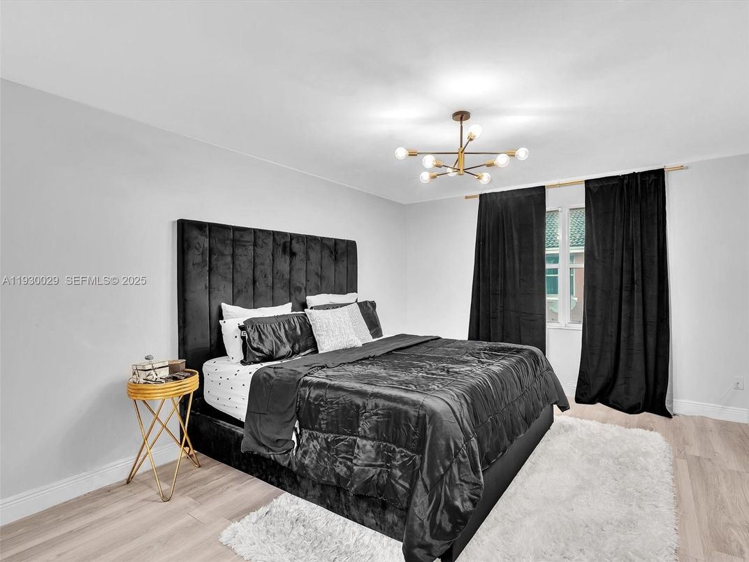 Bedroom, Interior, Pendant Lights, Wood Texture Flooring