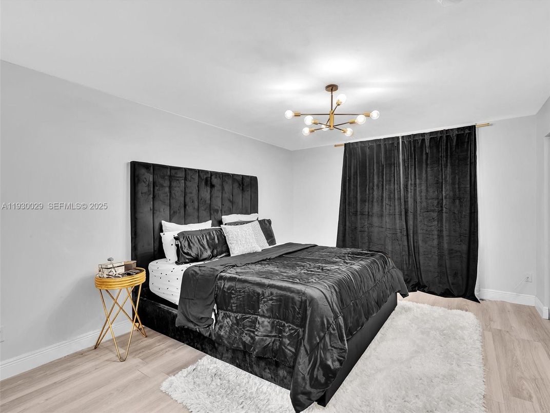 Bedroom, Interior, Pendant Lights, Wood Texture Flooring
