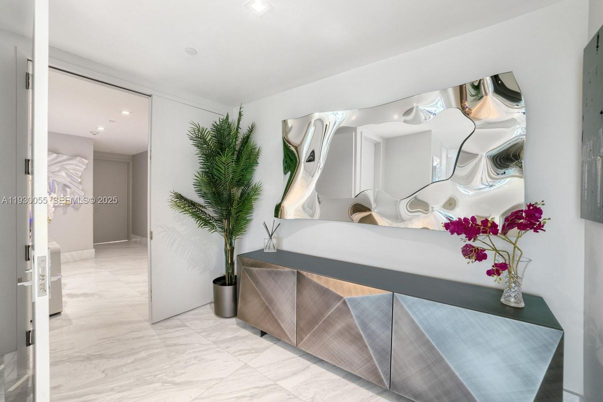 Interior, Marble, Recessed Lighting