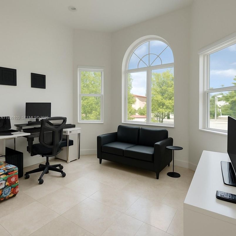 Home Office, Interior