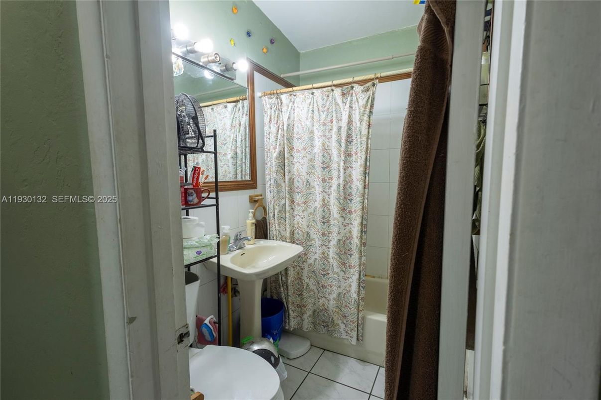 Bathroom, Interior