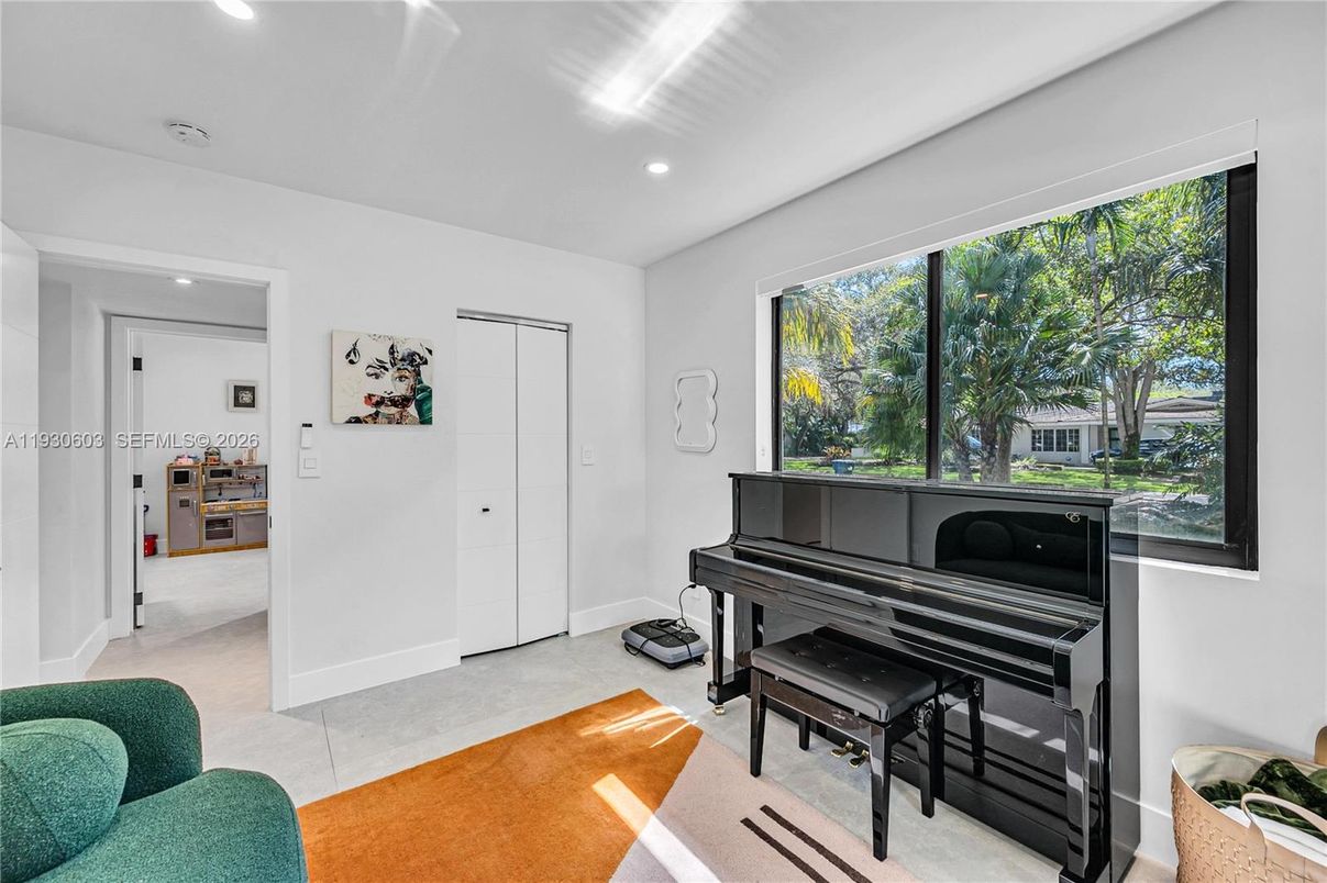 Interior, Piano, Recessed Lighting