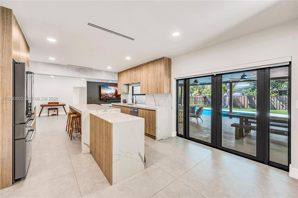 Interior, Kitchen, Recessed Lighting