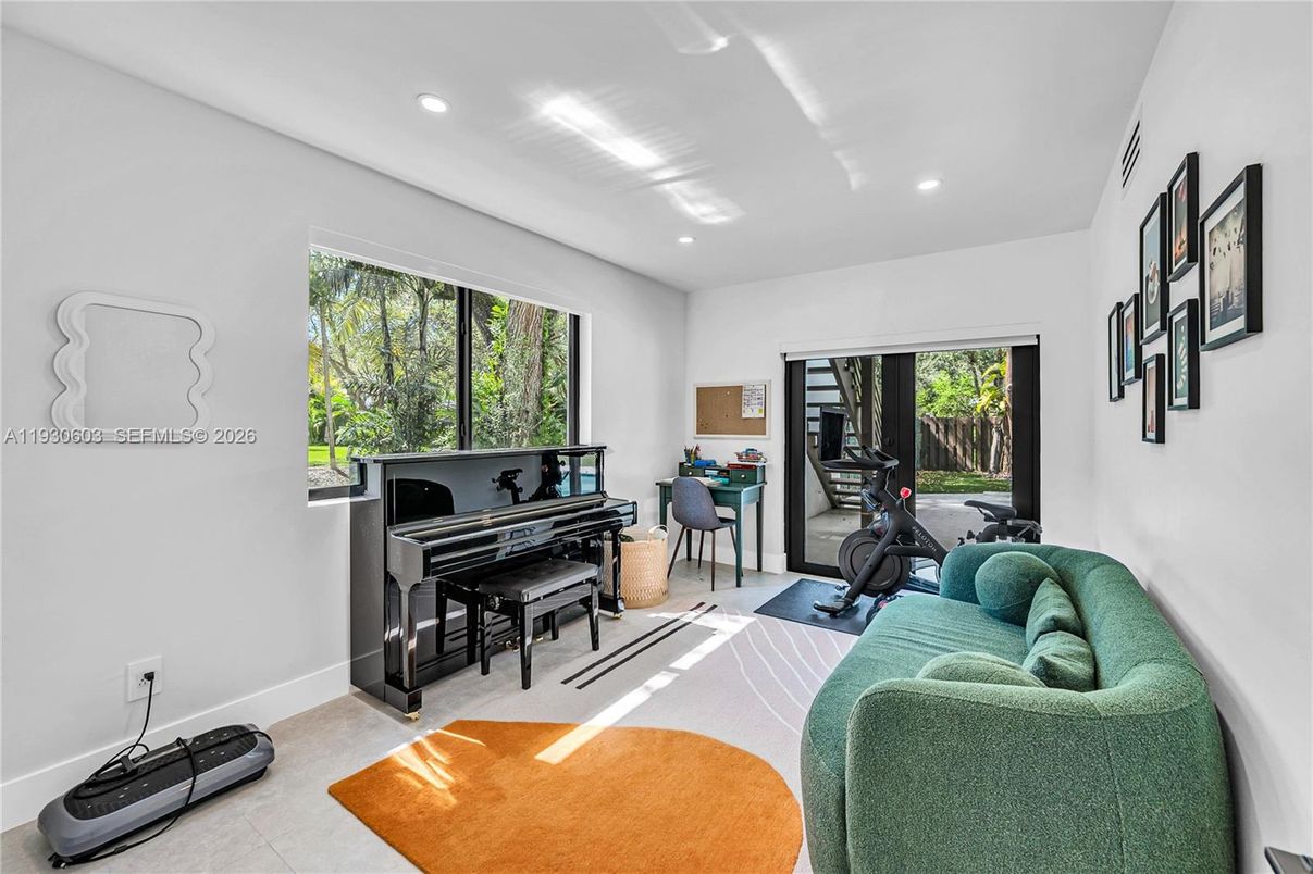 Fitness Equipment, Home Office, Interior, Piano, Recessed Lighting