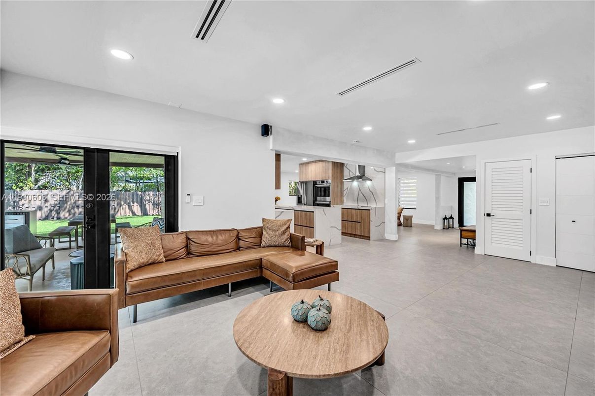 Interior, Kitchen, Living room, Recessed Lighting, Stainless Steel Appliances