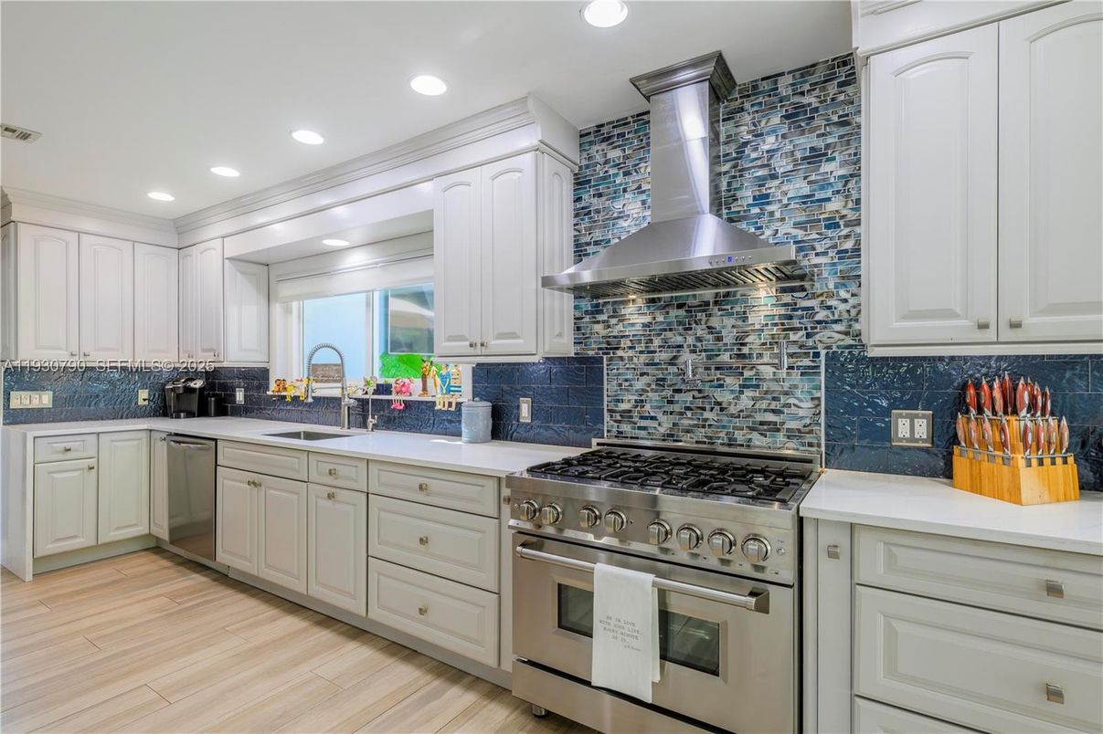 Interior, Kitchen, Recessed Lighting, Stainless Steel Appliances, Wood Texture Flooring