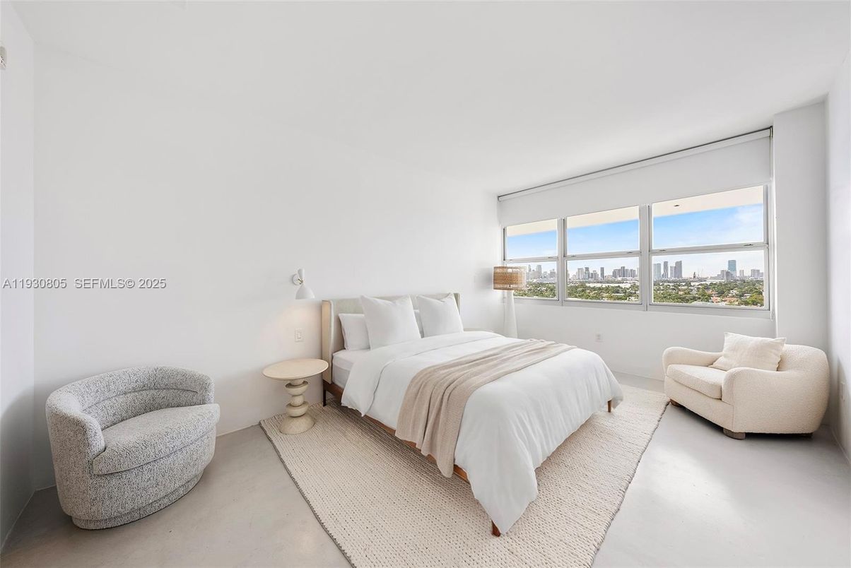 Bedroom, Interior, Water