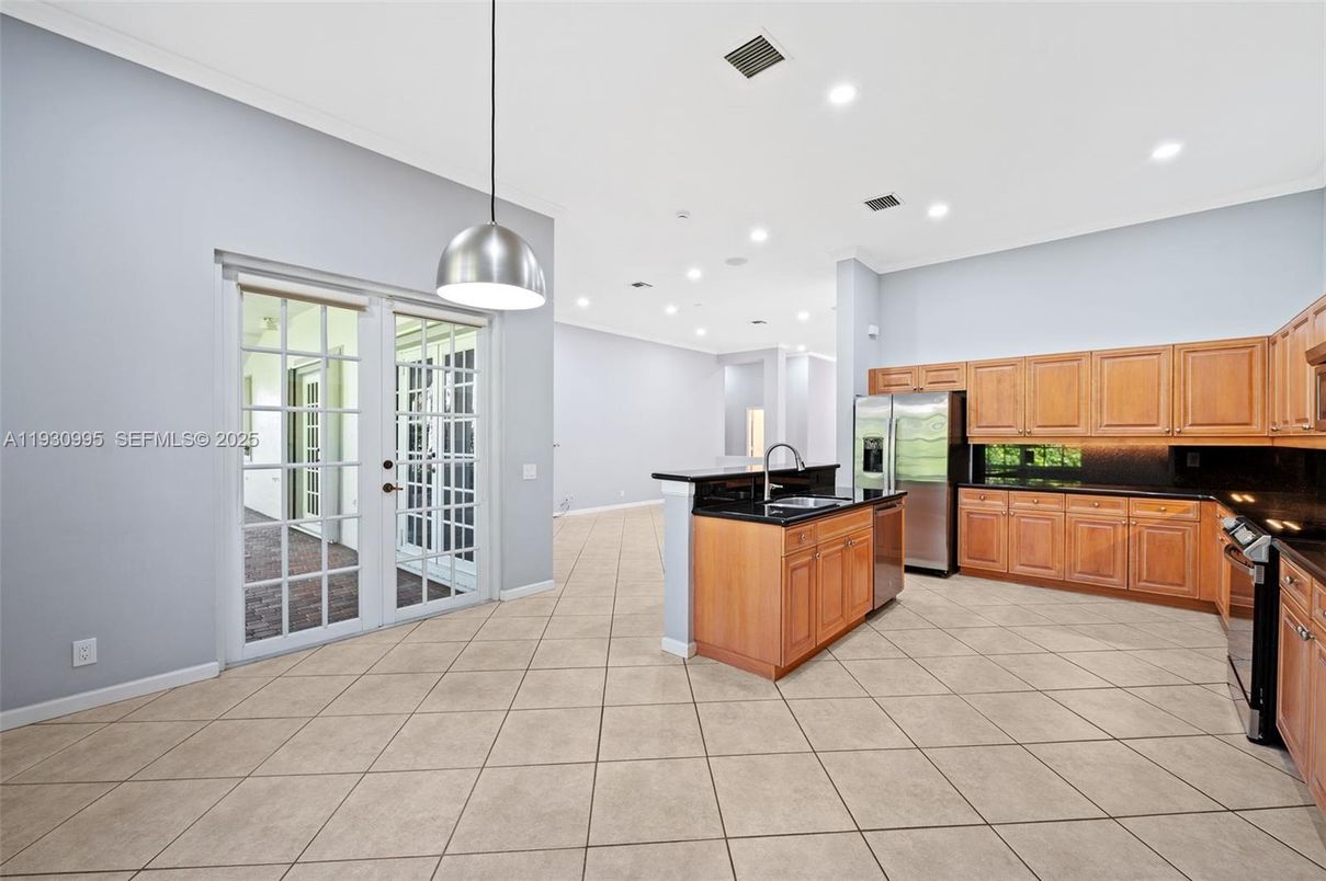 Interior, Kitchen, Pendant Lights, Recessed Lighting