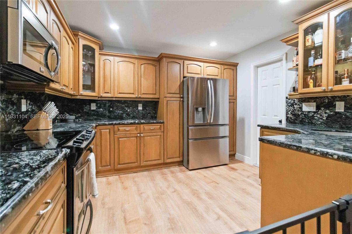 Interior, Kitchen, Recessed Lighting, Wood Texture Flooring