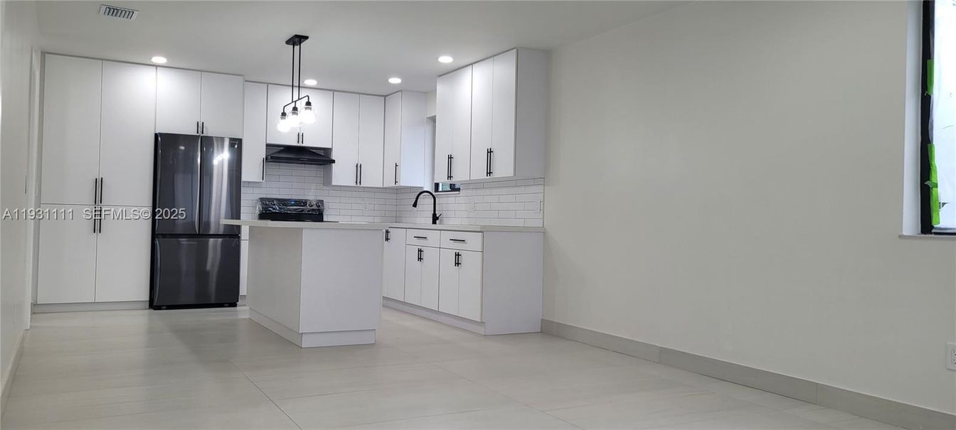 Interior, Kitchen, Pendant Lights, Recessed Lighting