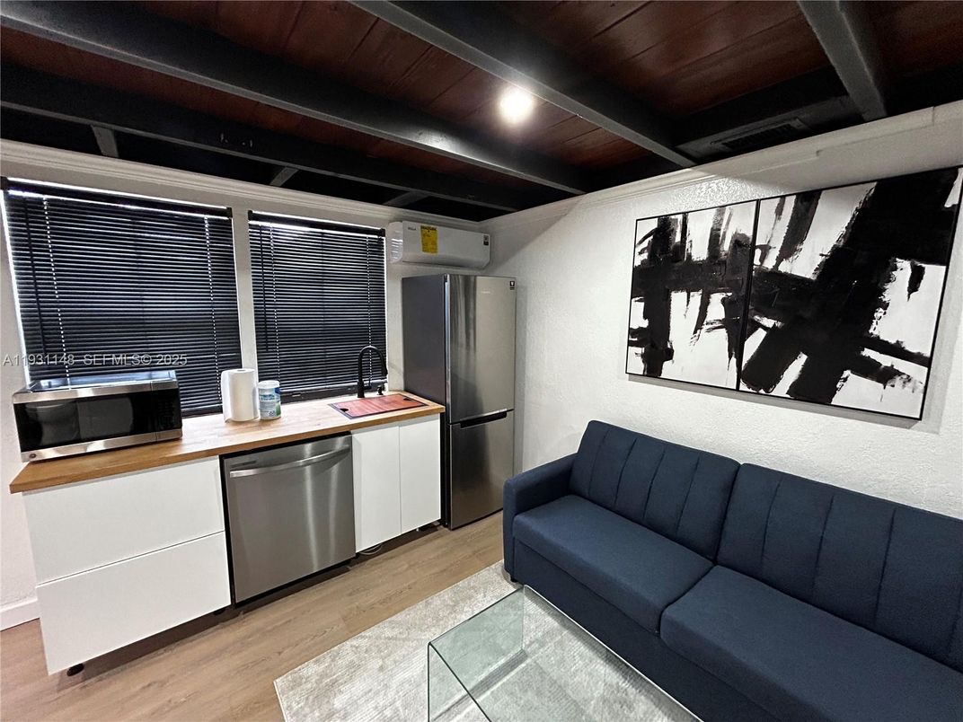 Interior, Kitchen, Recessed Lighting, Wooden Ceilings, Wood Texture Flooring