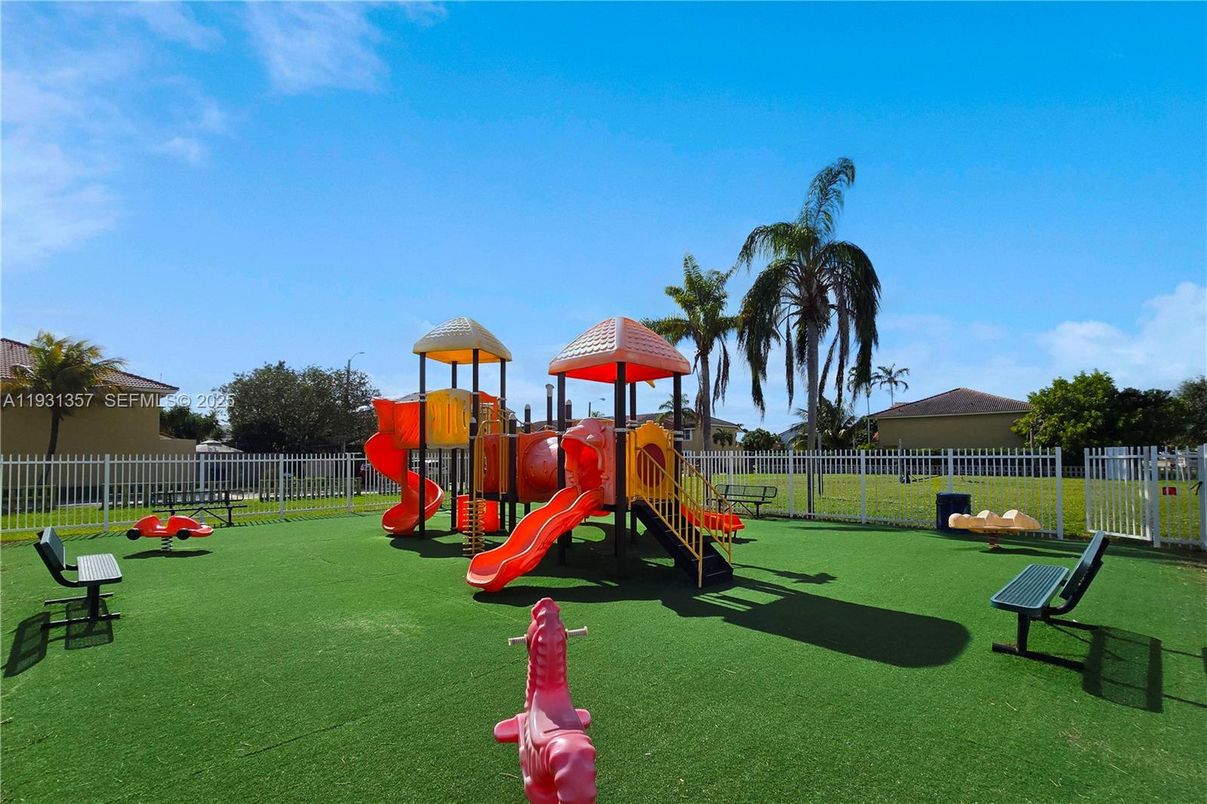 Backyard, Exterior, Playground