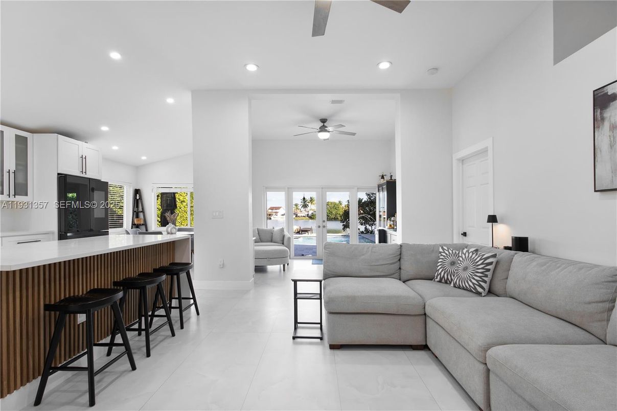 Interior, Kitchen, Living room, Recessed Lighting