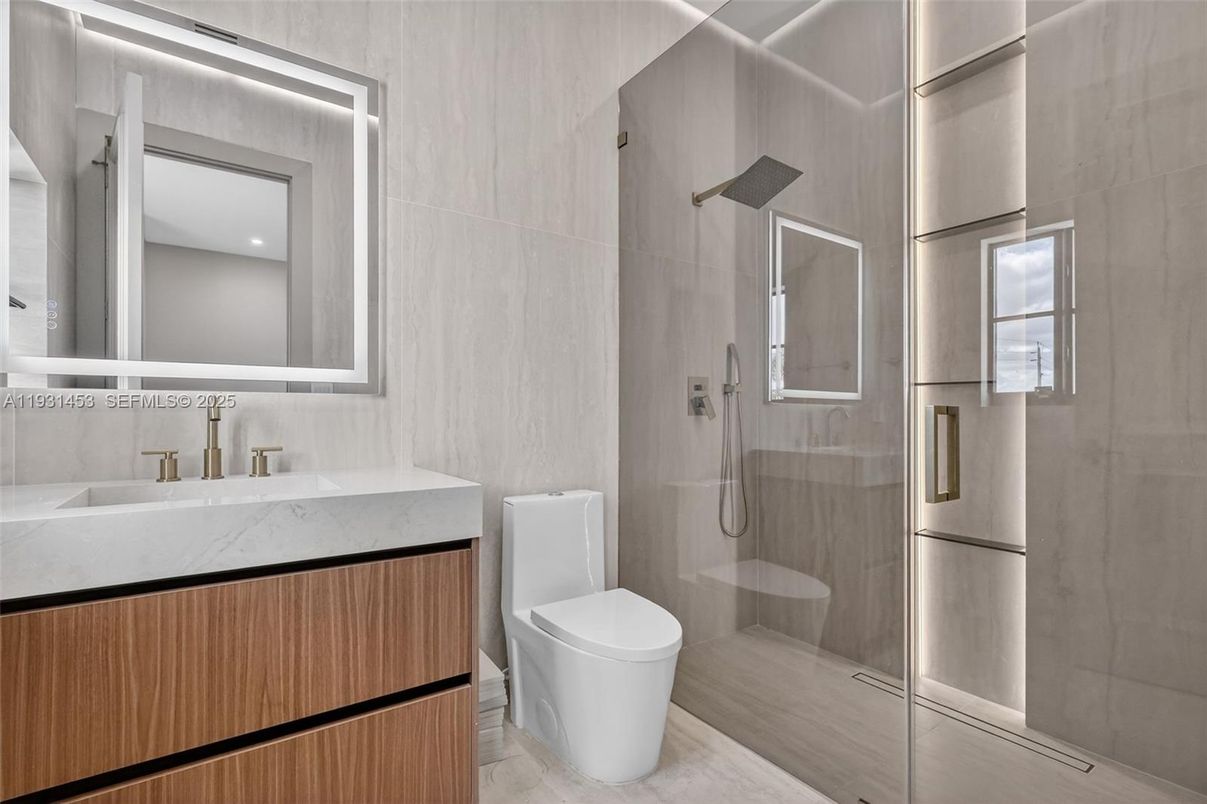 Bathroom, Glass Shower, Interior