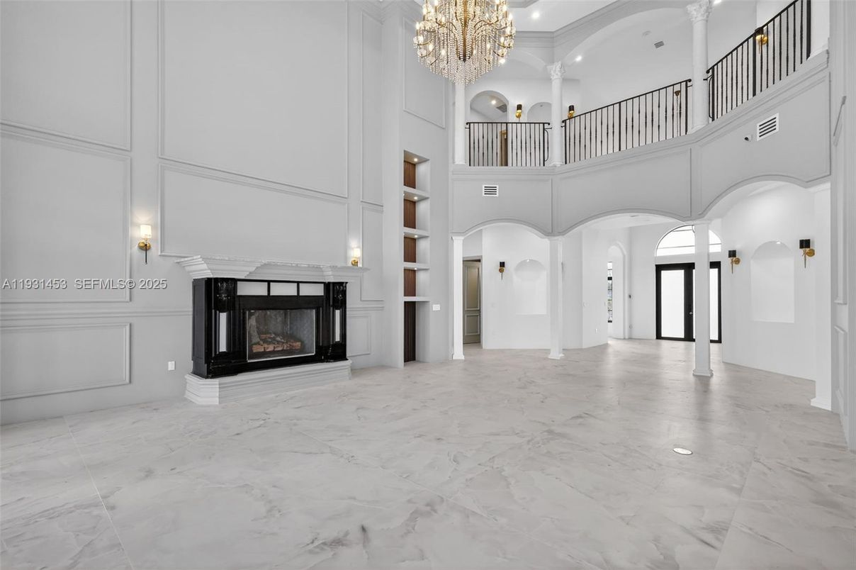 Chandelier, Fireplace, Interior, Marble, Recessed Lighting
