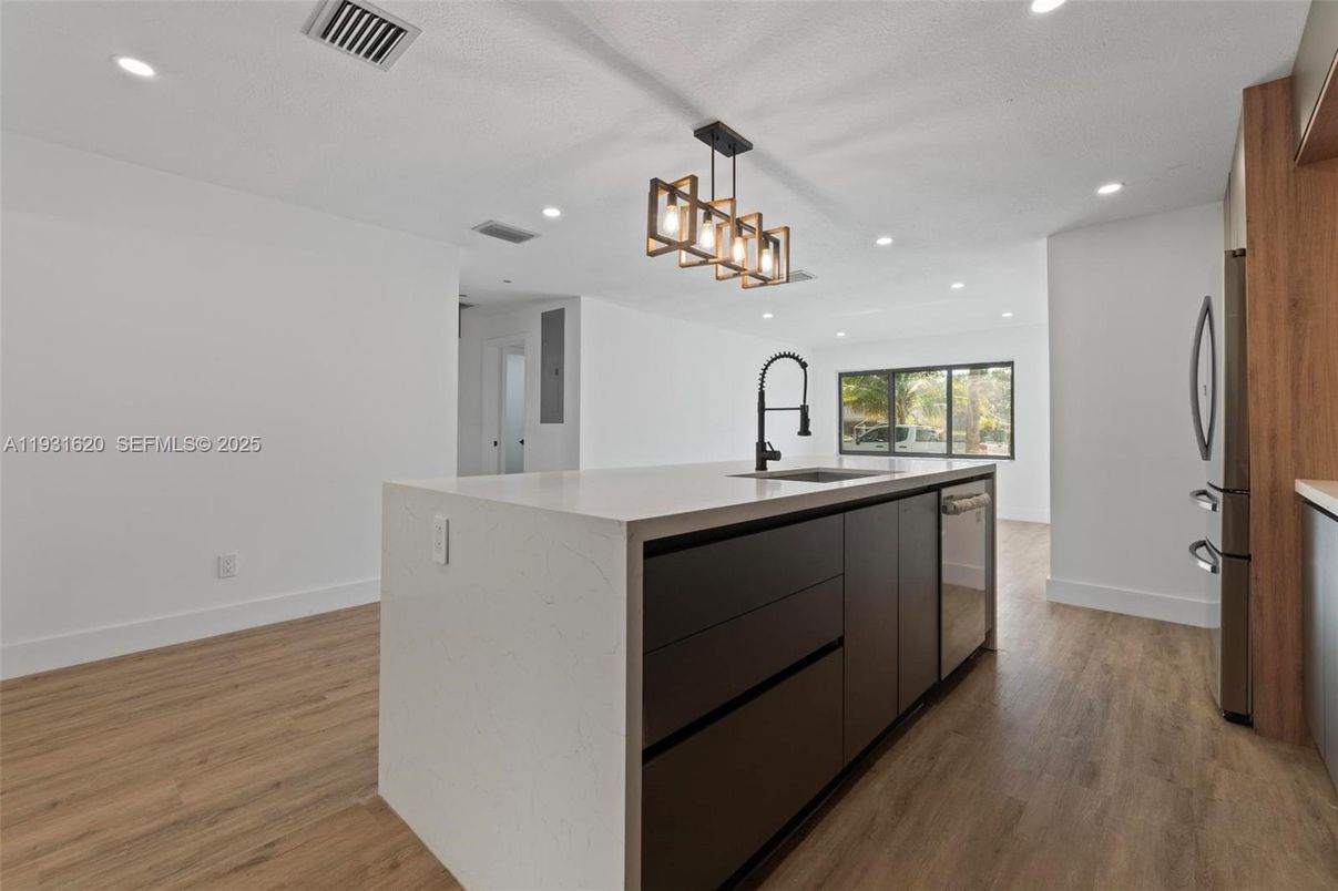 Interior, Kitchen, Pendant Lights, Recessed Lighting, Wood Texture Flooring