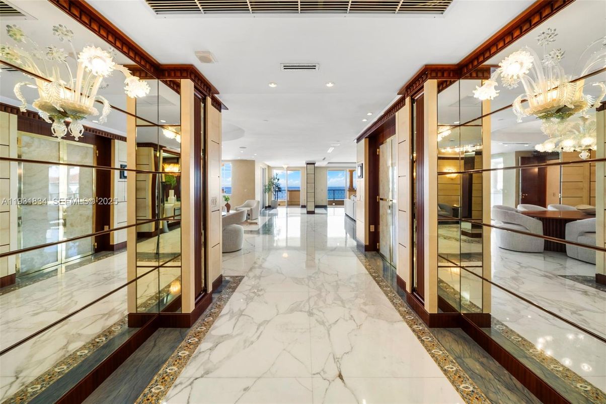 Interior, Marble, Recessed Lighting