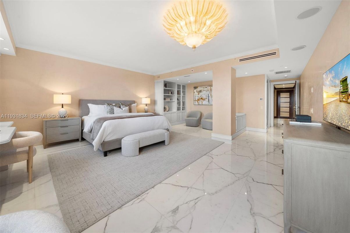 Bedroom, Interior, Marble, Recessed Lighting
