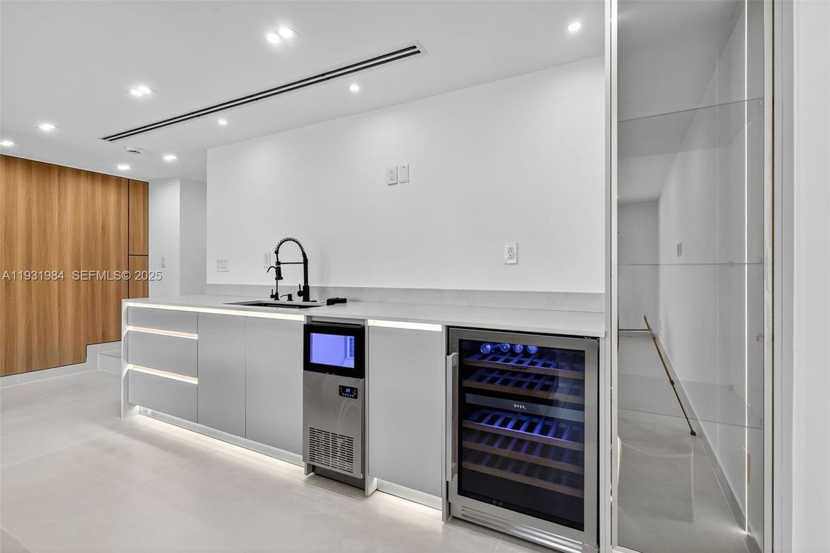 Interior, Kitchen, Recessed Lighting