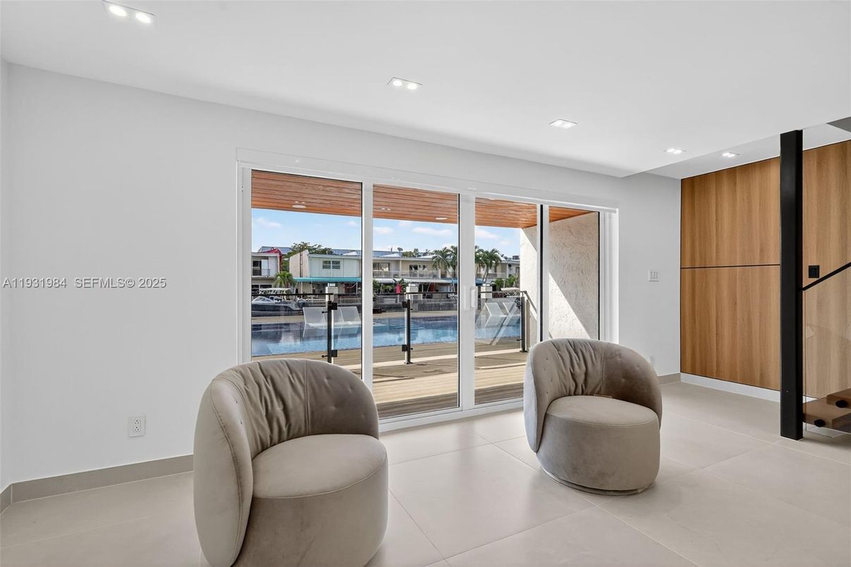 Interior, Recessed Lighting, Water