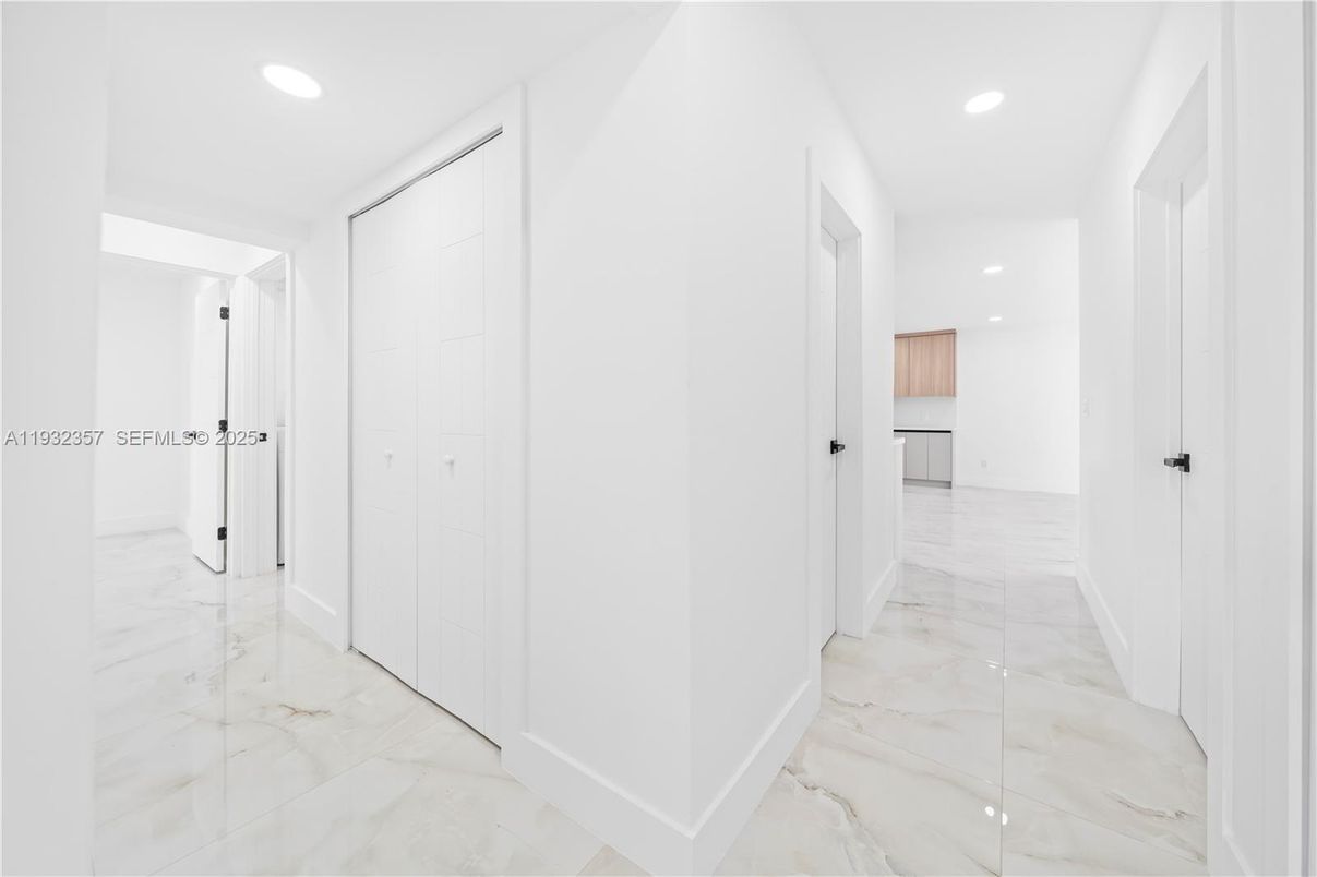 Interior, Marble, Recessed Lighting