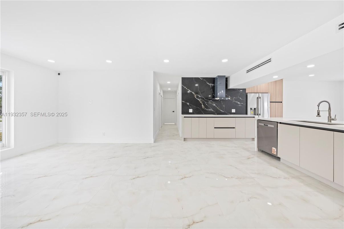 Interior, Kitchen, Marble, Marble Walls, Recessed Lighting