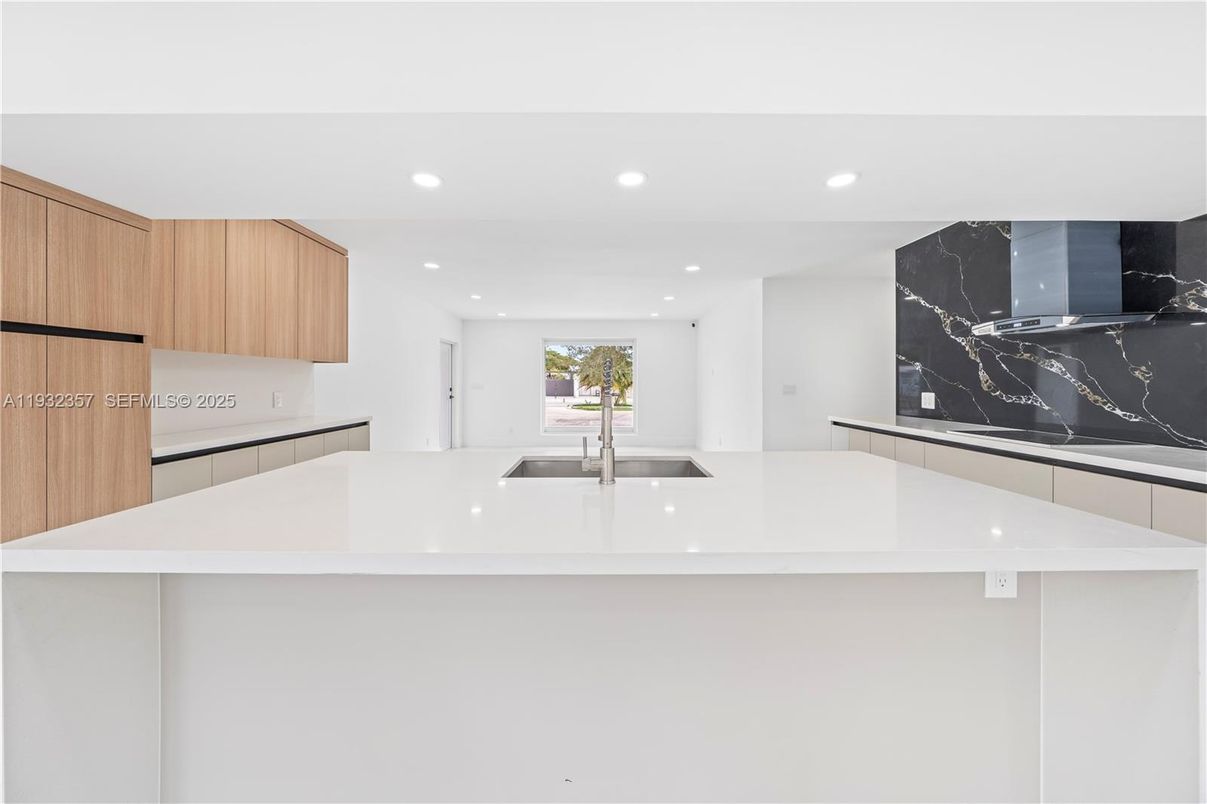 Interior, Kitchen, Marble Walls, Recessed Lighting