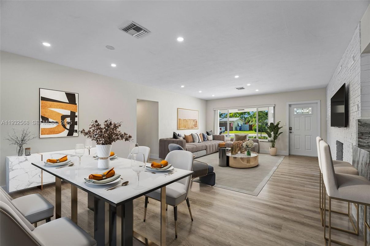 Dining room, Interior, Living room, Recessed Lighting, Wood Texture Flooring