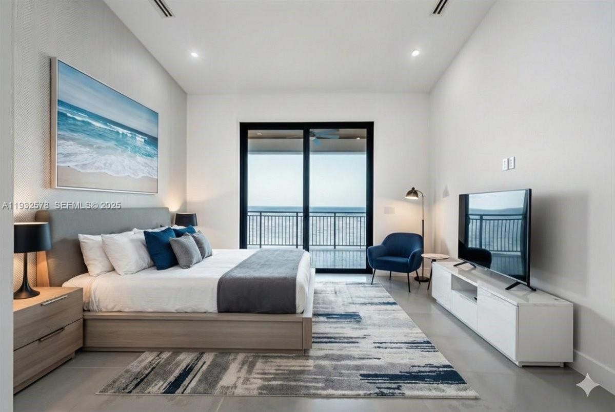 Bedroom, Interior, Recessed Lighting, Water