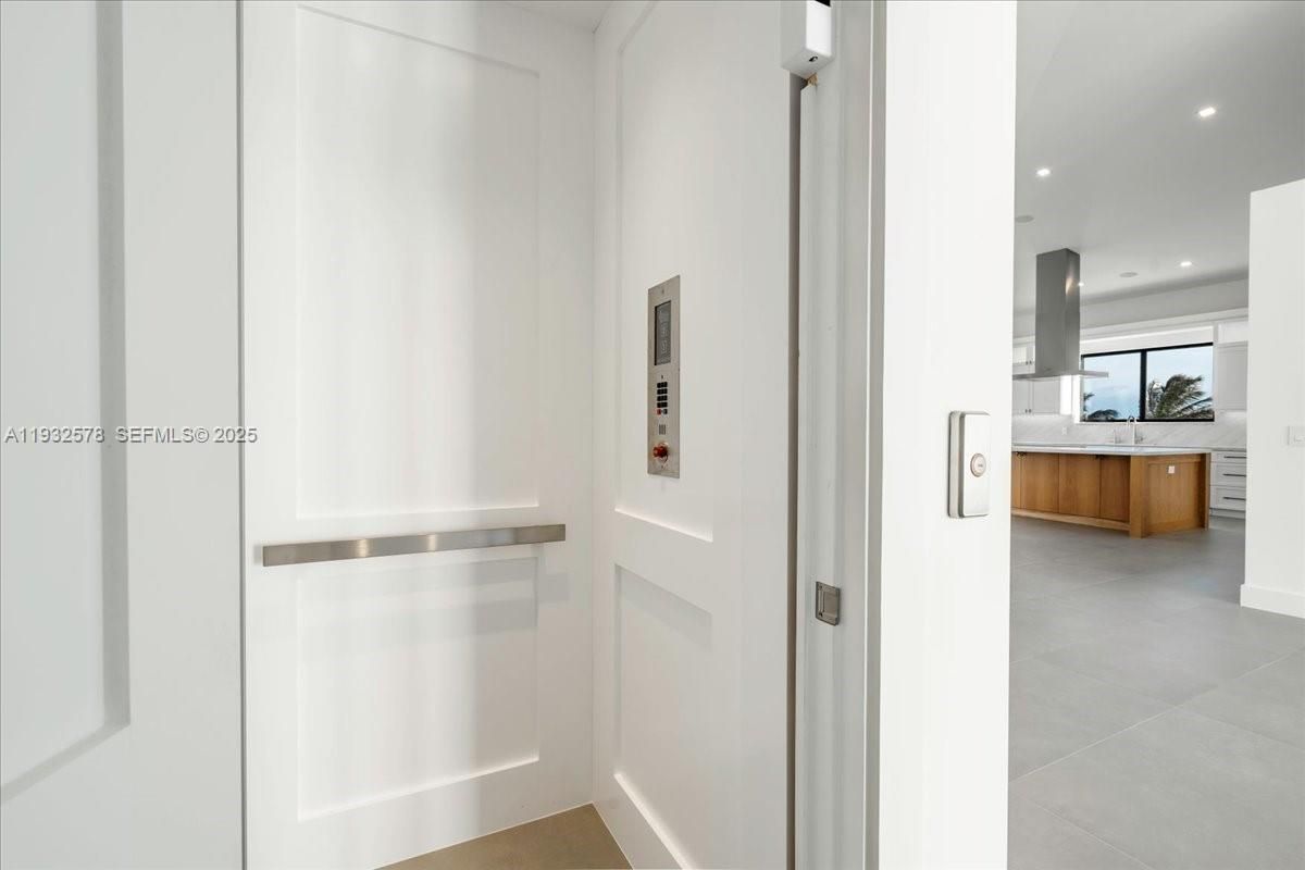 Elevator, Interior, Recessed Lighting