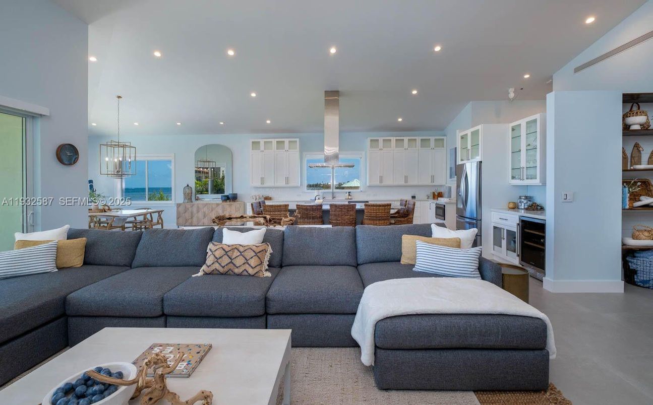 Dining room, Interior, Kitchen, Living room, Pendant Lights, Recessed Lighting, Stainless Steel Appliances, Water