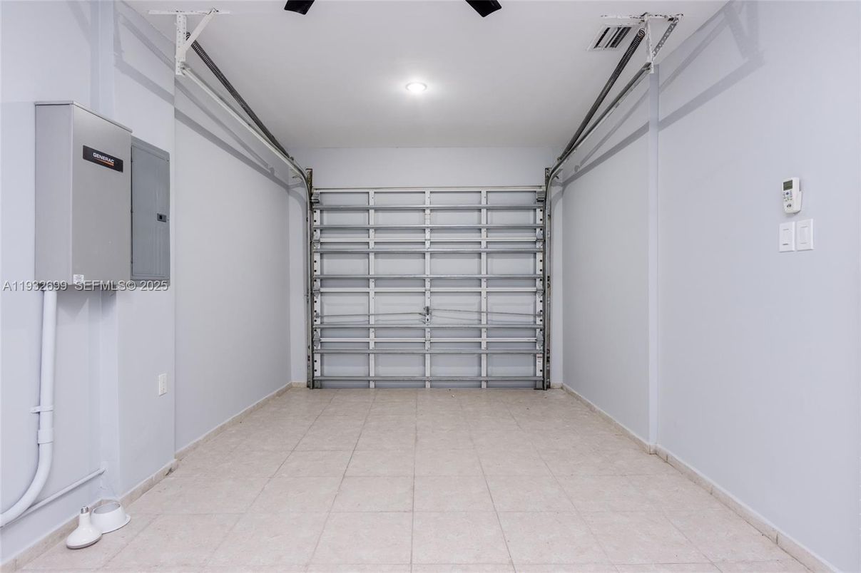 Garage, Interior, Recessed Lighting