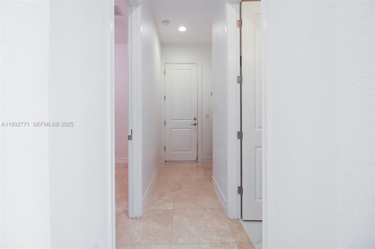 Interior, Recessed Lighting